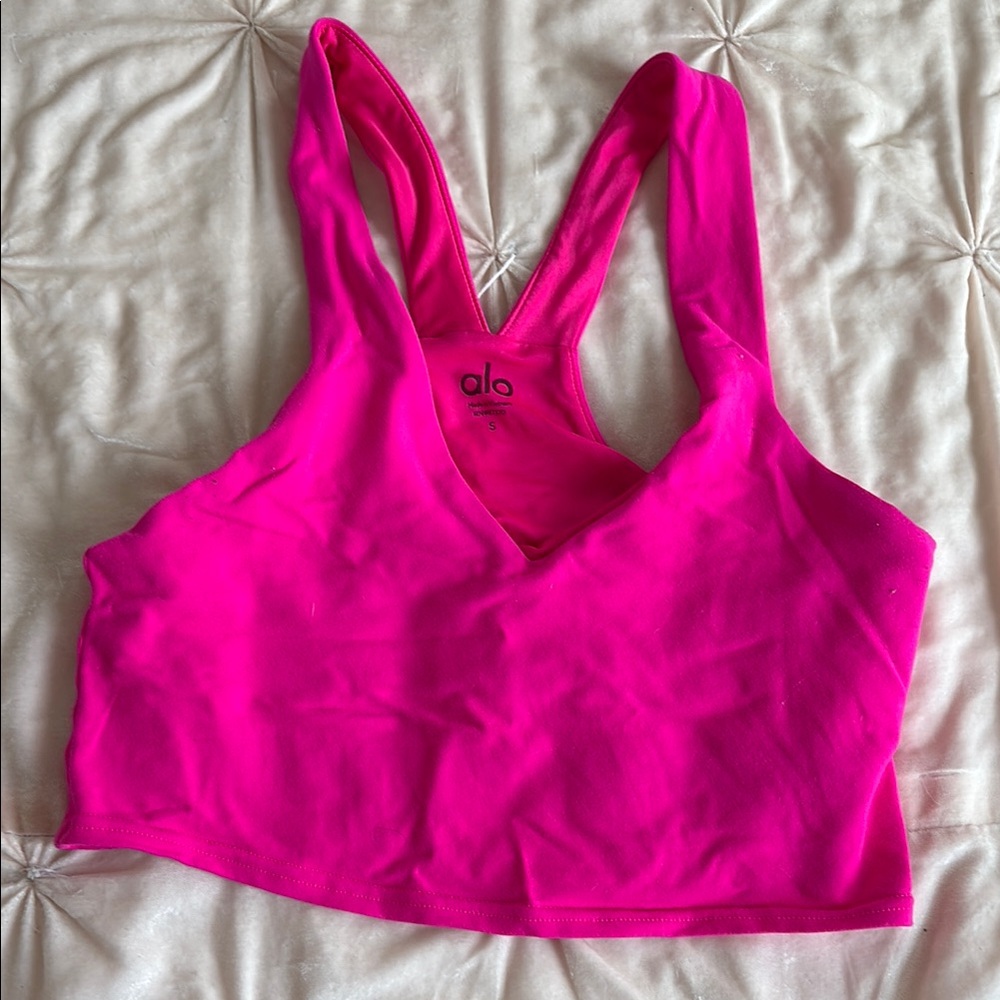 ALO Yoga Women's Pink Sports Bra